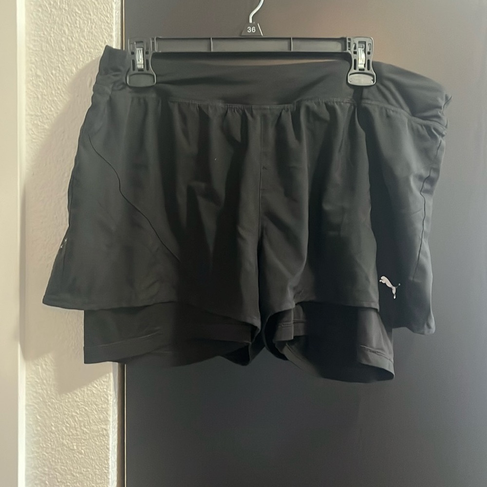 Women’s Dri fit Puma short two layers